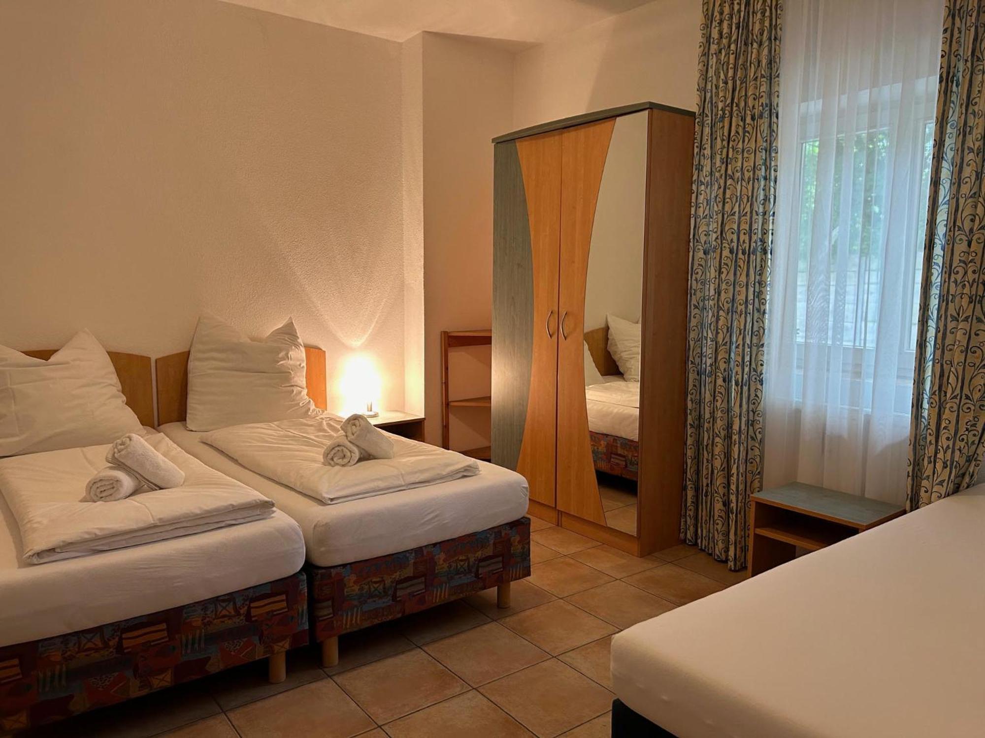 Gabi Mit Pool Und Sauna Übersee المظهر الخارجي الصورة